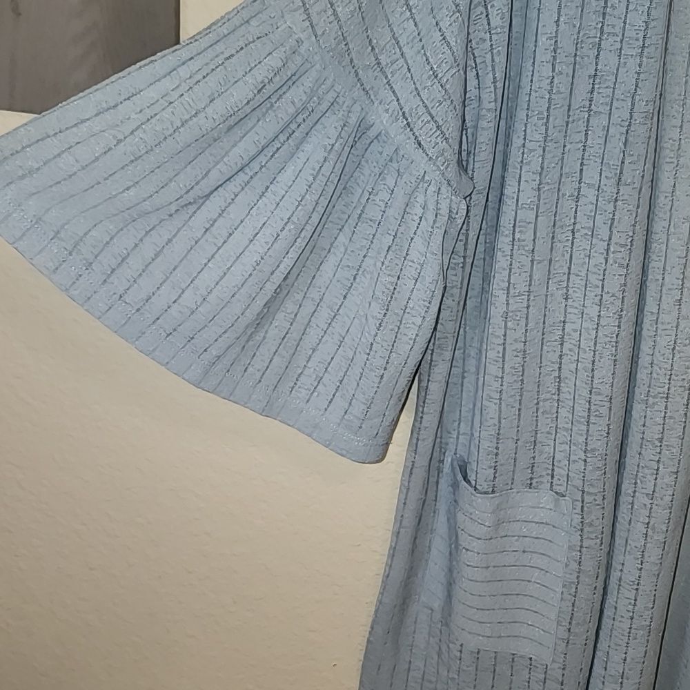 NWOT Doe & Rae blue cardigan - Picture 2 of 3